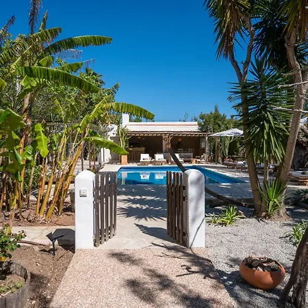 Отель Valley Club - Ibiza 4*